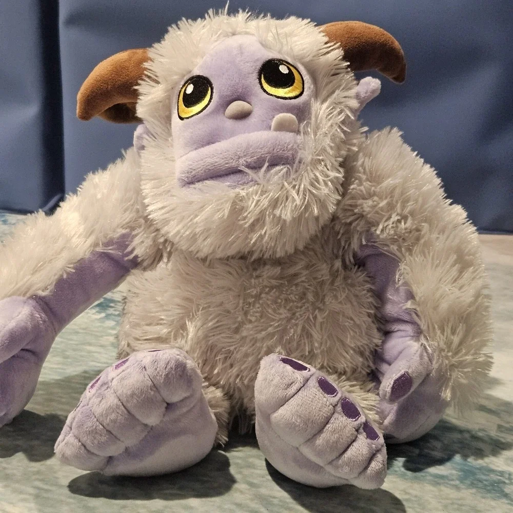Blizzard Entertainment Yeti Plush GiggleScape Moose Plush Winter Holiday Bundle